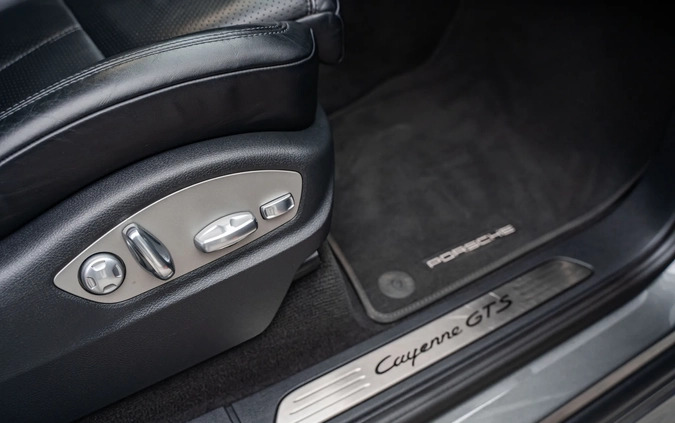 Porsche Cayenne cena 199900 przebieg: 126000, rok produkcji 2015 z Szczecin małe 497